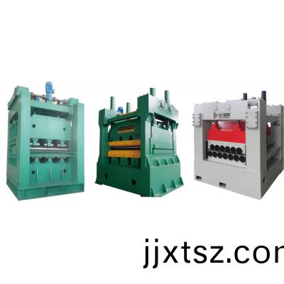 四(si)重式普通(tong)矯(jiao)平機(ji)